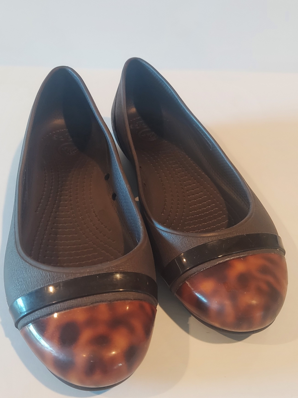 EUC Crocs Women’s Brown Cap Toe Slip-On Ballet Flats Comfort 7W